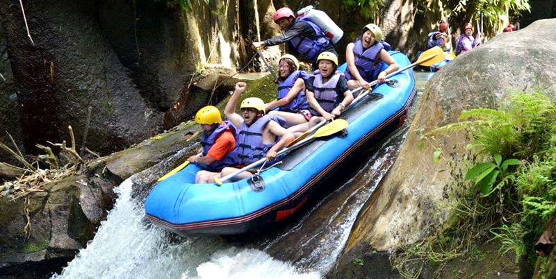 Melangit River Rafting and Shopping Tour Packages