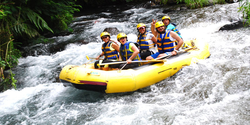 Telaga Waja Rafting and Shopping Tour Packages