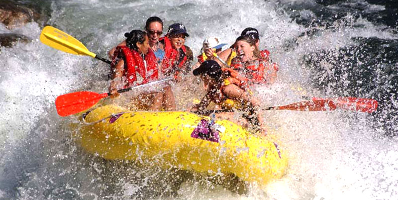 Telaga Waja Rafting and Tirta Empul Temple Tour